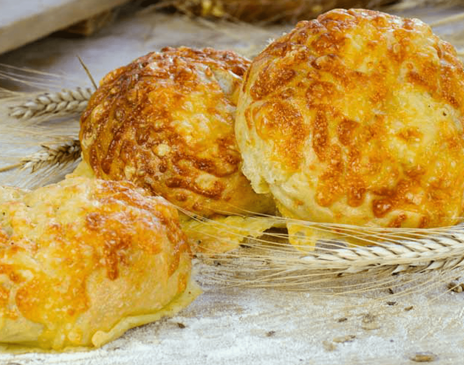 Käsekaiserbrötchen